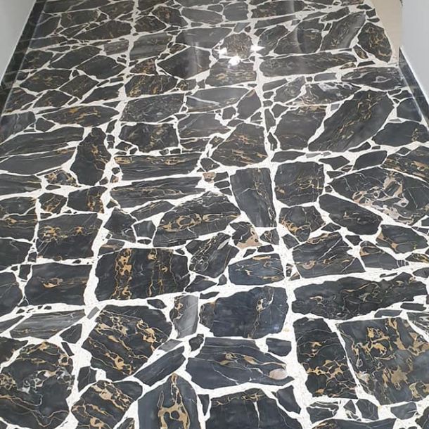 Esempio dalla galleria fotografica di ONNEMBO IVAN