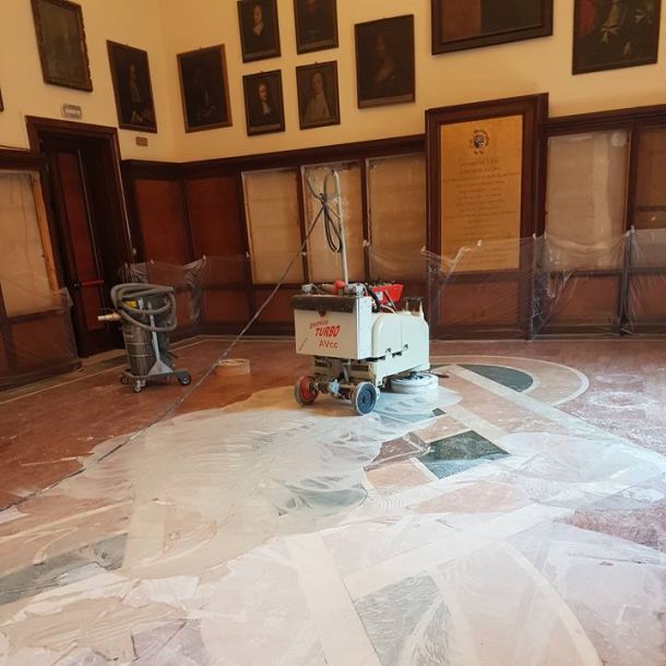 Esempio dalla galleria fotografica di ONNEMBO IVAN